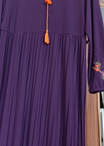 Uzun Mor Bohem Nakışlı Elbise - Görsel 4