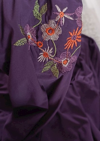 Uzun Mor Bohem Nakışlı Elbise - Görsel 3