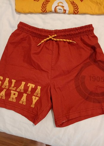 Galatasaray Erkek Çocuk Kırmızı Şort