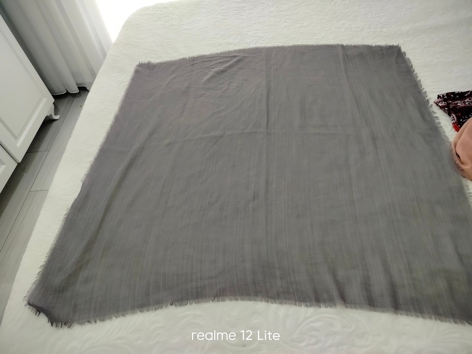 Gri  Kadın Dökümlü esay - Görsel 2