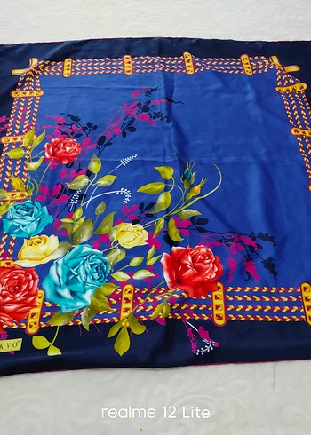 Çiçek Desenli Renkli Kadın eşarp - Görsel 2