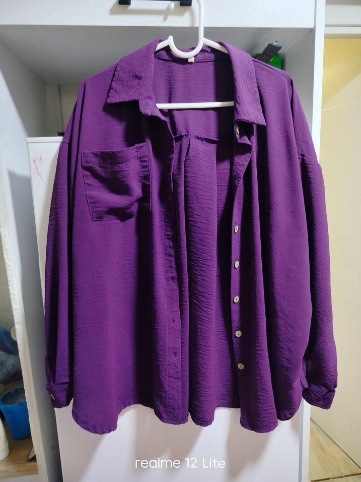 Mor Düğmeli Kadın Keten Gömlek
gögüs 70
boyu 70
arka boy 73 - Görsel 2