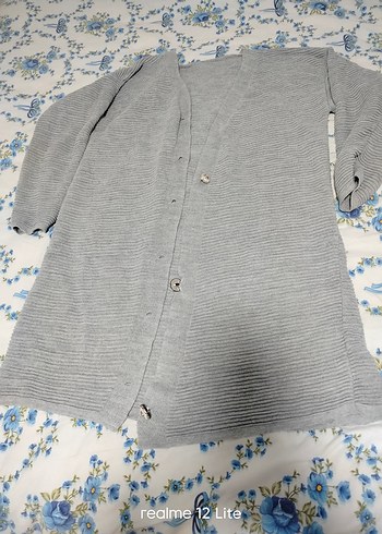 Gri Uzun Kollu Kadın Hırka standart beden  2 dügmesi yok - Görsel 2