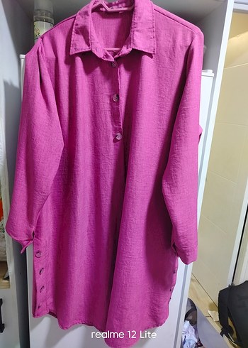 Düğmeli Pembe Uzun Kadın Tunik
gögüs 60
boyu 94 - Görsel 3