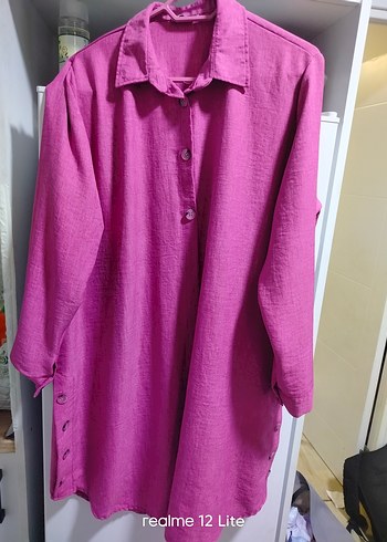 Düğmeli Pembe Uzun Kadın Tunik
gögüs 60
boyu 94 - Görsel 2