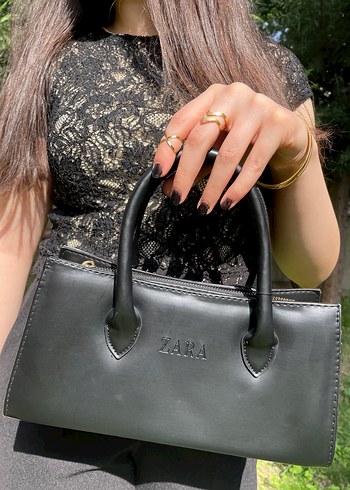 Zara Siyah Deri Kadın Çanta