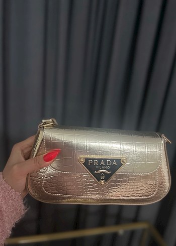 Altın Renkli Prada Deri Kadın Çanta - Görsel 3