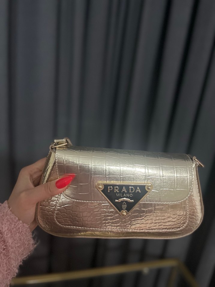 Altın Renkli Prada Deri Kadın Çanta - Görsel 3