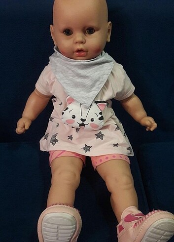 oyuncak bebek