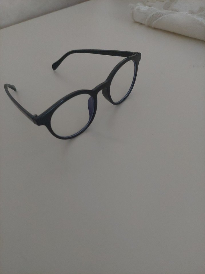 Şeffaf camlı kahverengi minimal gözlük - Görsel 5