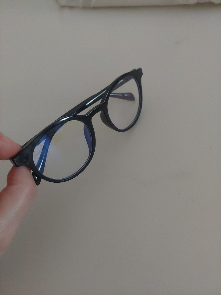 Şeffaf camlı kahverengi minimal gözlük - Görsel 3