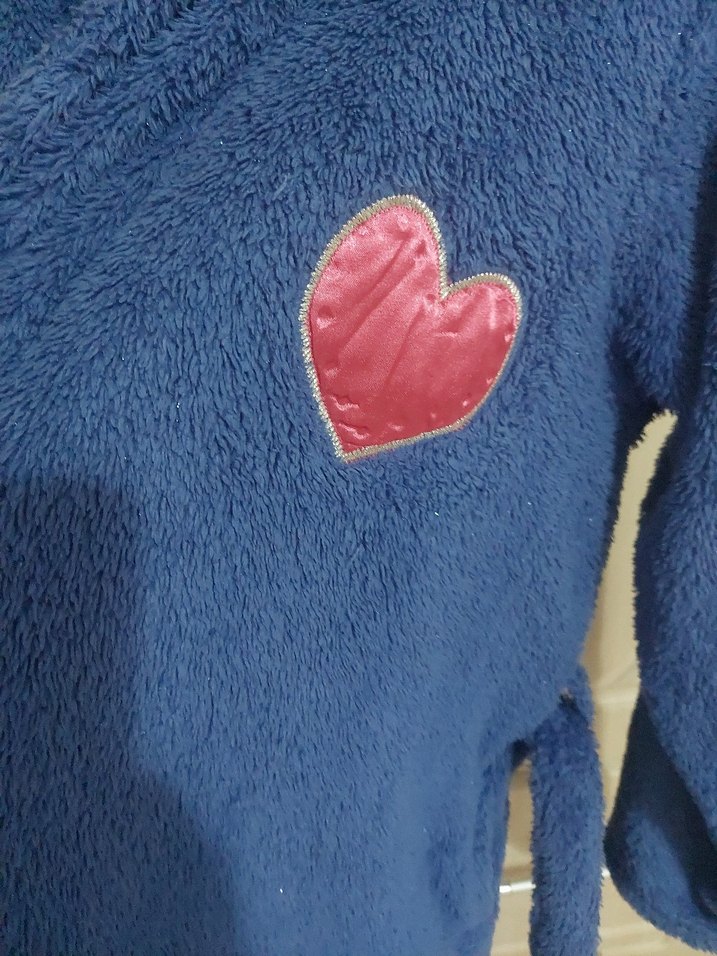 Nakışlı Erkek Çocuk Lacivert Bornoz - Görsel 3