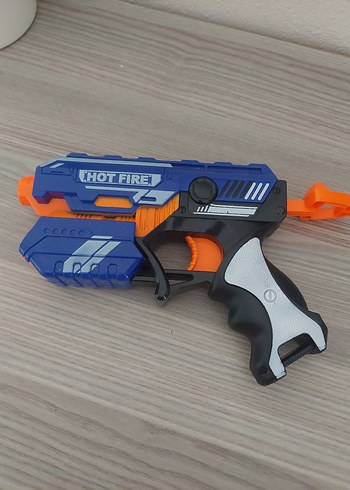 Beden Nerf oyuncak tabanca