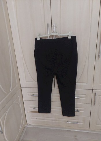 Kadın Siyah Kısa Kumaş Pantolon