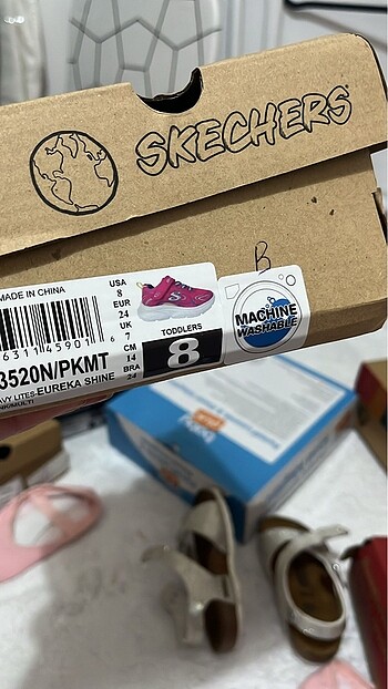 24 Beden pembe Renk Skechers spor ayakkabı