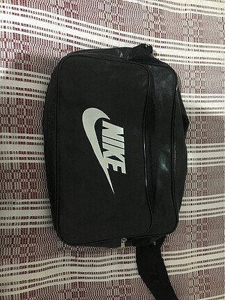 Nike çanta