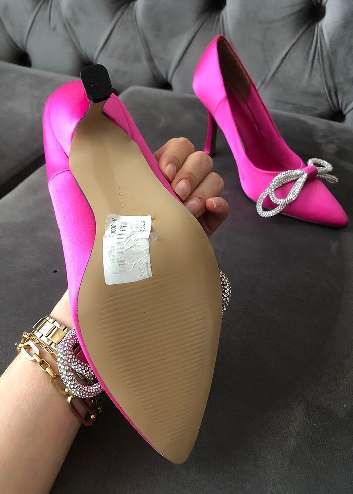 Saten topuklu ayakkabı - Görsel 4