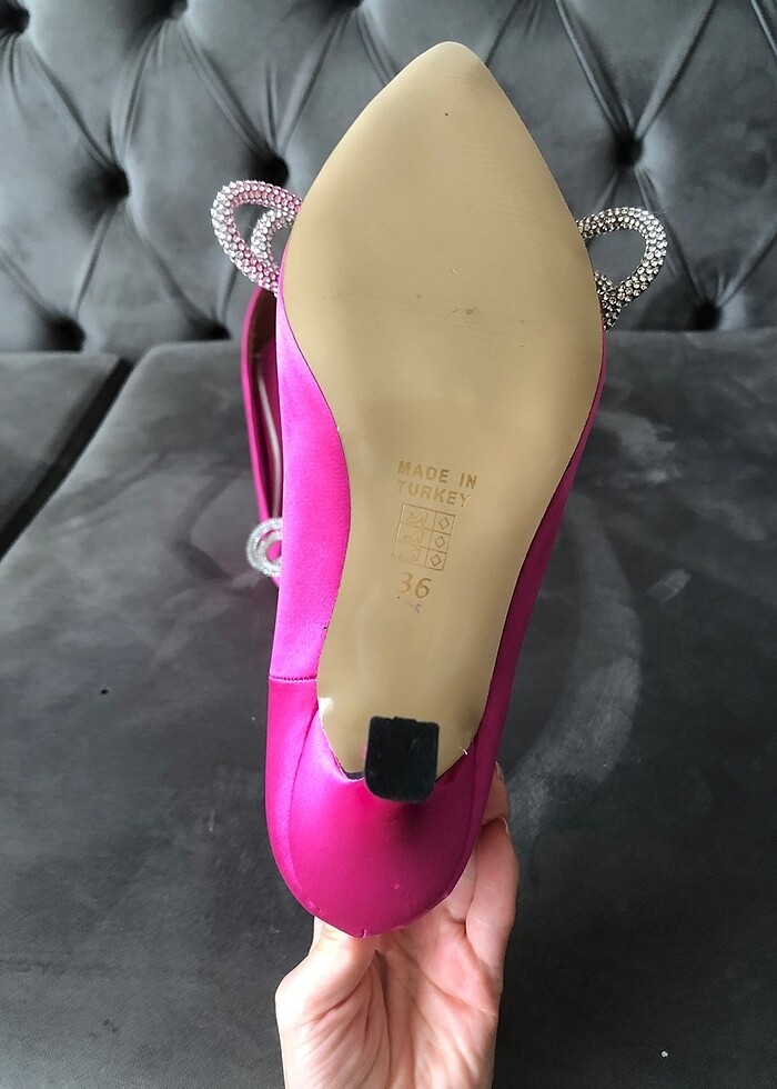 Saten topuklu ayakkabı - Görsel 5