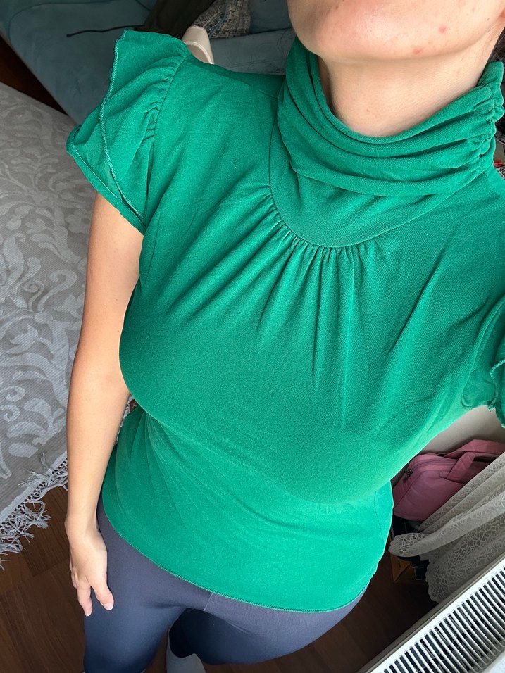 Yeşil Dik Yakalı Bluz - Görsel 3