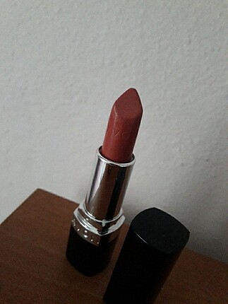 Avon Avon ultra kremsi ruj