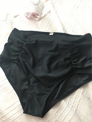 Siyah yüksek bel bikini alti