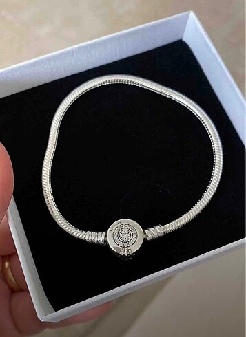 Pandora momenti ışıltılı taç o klips bileklik