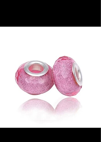 Pandora pembe charm