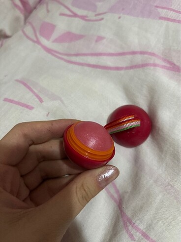  Beden SEPHORA lip balm