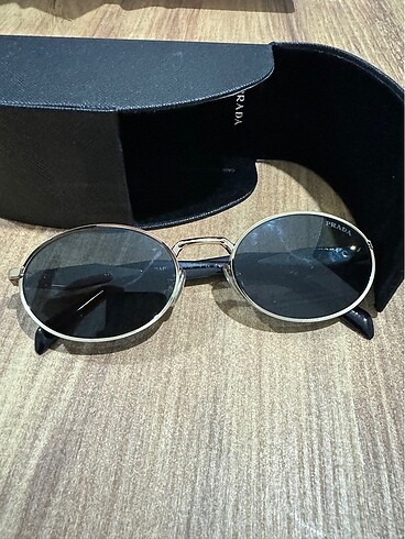 Prada PR65ZS ZVN09T Kadın Güneş Gözlüğü
