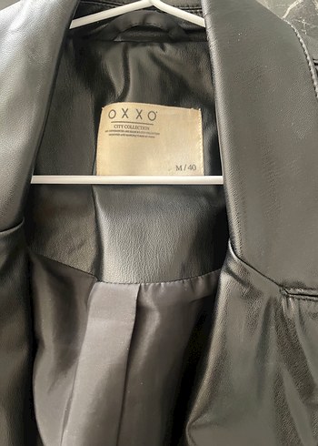 Düğmeli Siyah Deri Kadın Ceket - Görsel 2