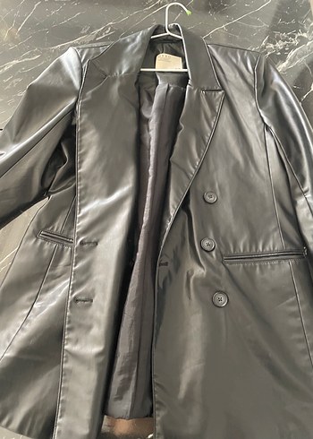 Düğmeli Siyah Deri Kadın Ceket - Görsel 3