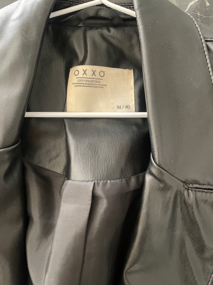 Düğmeli Siyah Deri Kadın Ceket - Görsel 2