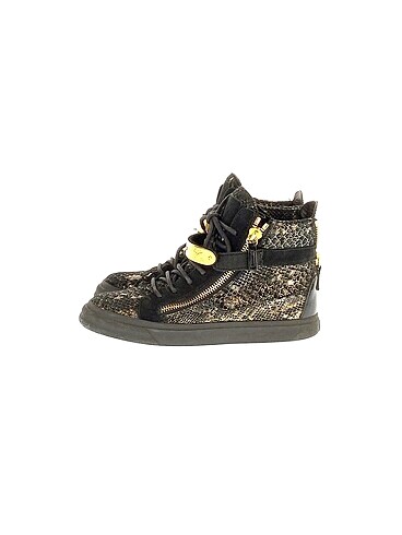 Giuseppe Zanotti Bot %70 İndirimli.