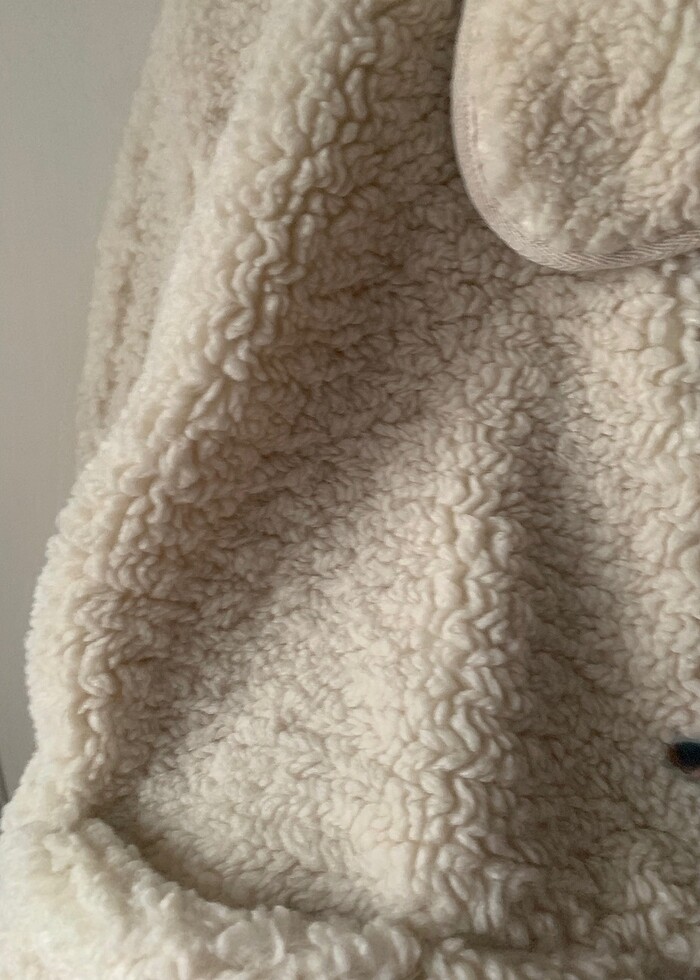 H&M yakalı peluş ceket - Görsel 4