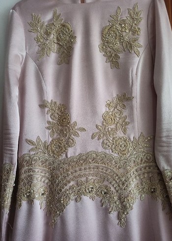 Bej Dantel İşlemeli Uzun Kollu Uzun Elbise - Görsel 6