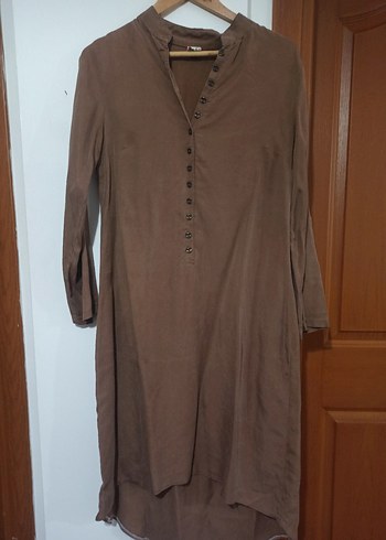 Bej Uzun Kollu Düğmeli Kadın Tunik - Görsel 3