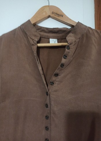 Bej Uzun Kollu Düğmeli Kadın Tunik - Görsel 2