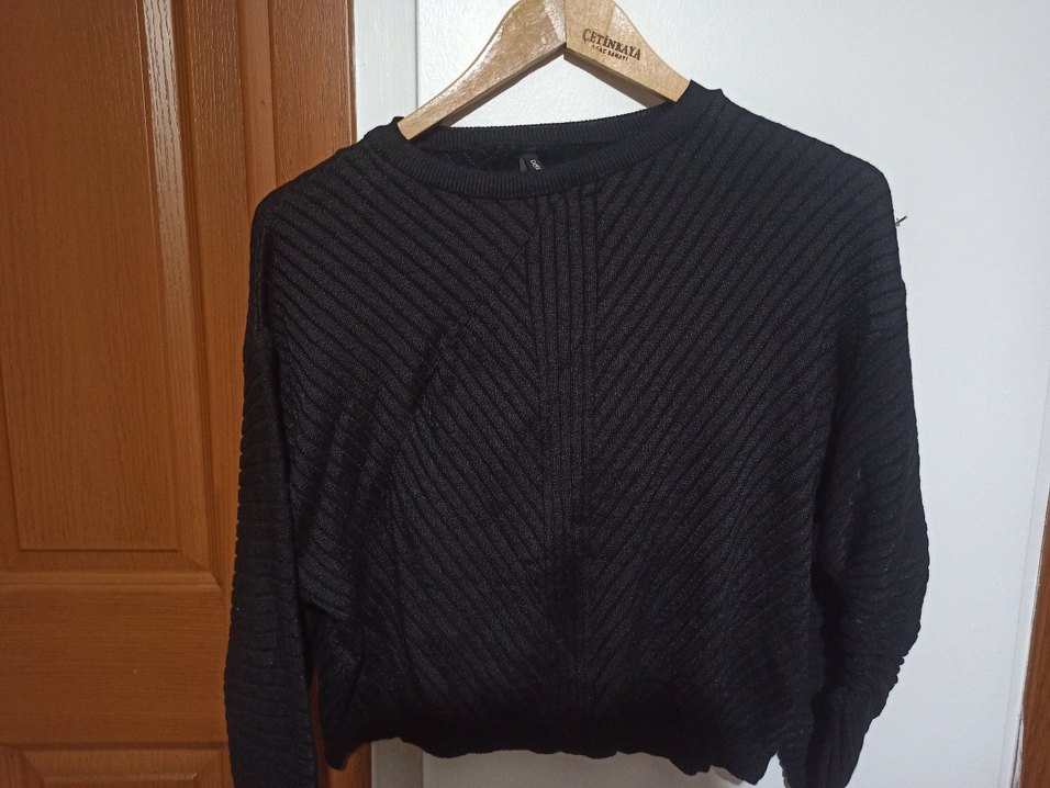 Siyah Örgü Kadın Kazak - Görsel 2