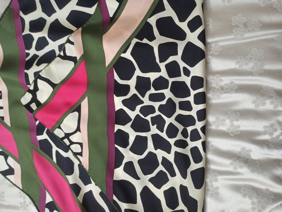 Kadın Çok Renkli Modern Desenli Eşarp - Görsel 2