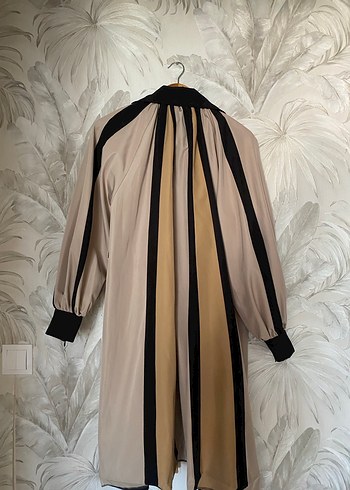 Bej Siyah Detaylı Uzun Kadın Trençkot - Görsel 2