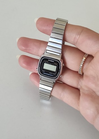Casio Casio Kadın Kol Saati