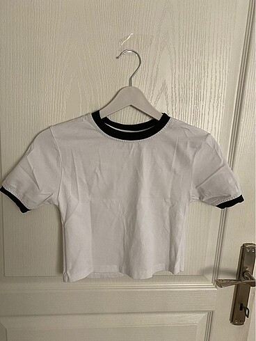 Beyaz tshirt
