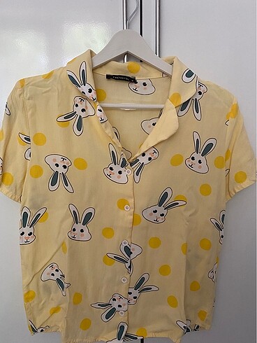Sarı pijama takımı