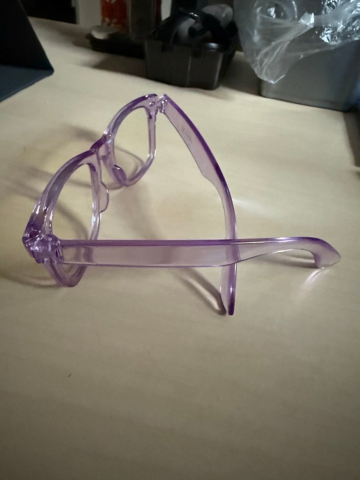 Şeffaf Mor Kadın Gözlüğü - Görsel 5