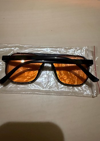 Şeffaf Koyu Kahverengi Minimalist Kadın Güneş Gözlüğü - Görsel 2