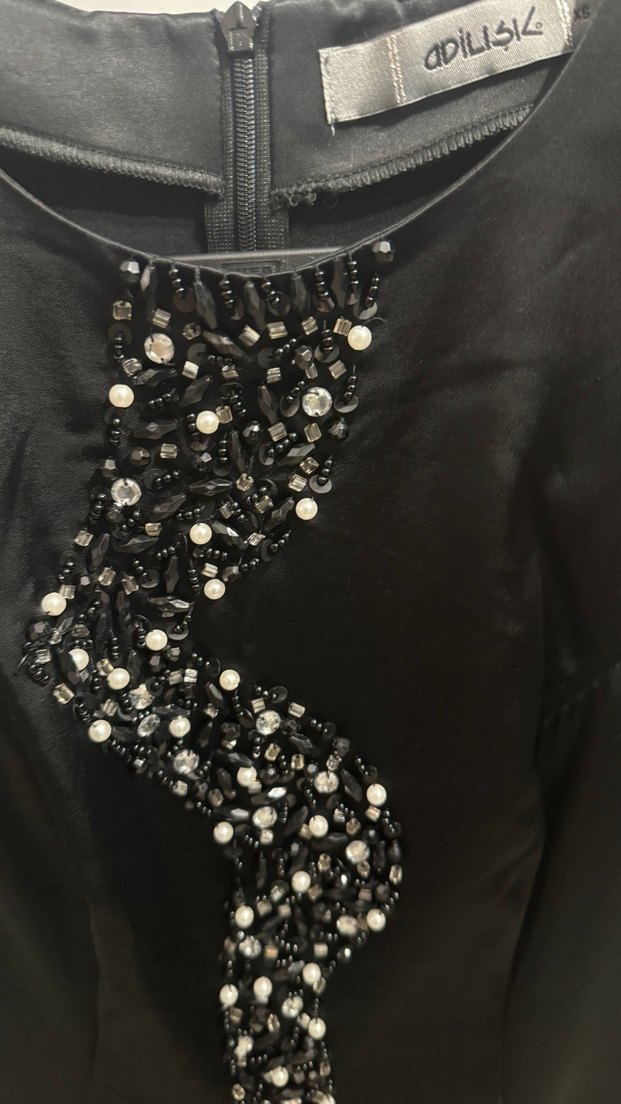 Boncuk İşlemeli Siyah Uzun Abiye Elbise - Görsel 3