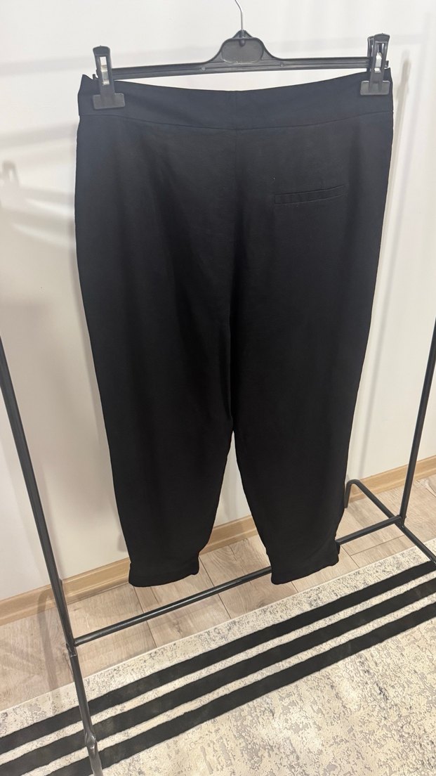 Kadın Siyah Keten Pilili Midi Pantolon - Görsel 4