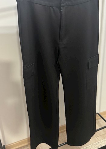 Siyah Kemerli Rahat Kadın Kumaş Pantolon - Görsel 2
