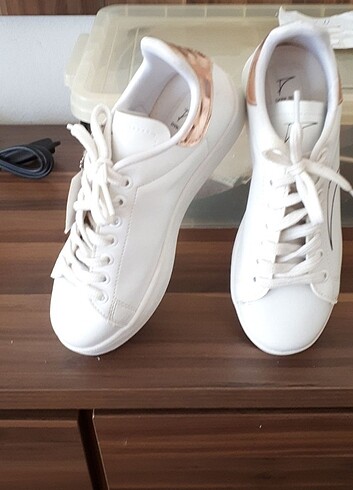37 Beden beyaz Renk Kadın sneaker