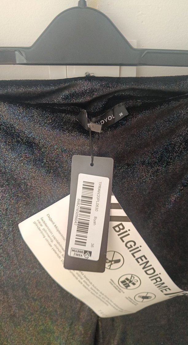 Siyah kadife ve yansimali İspanyol Paça Pantolon - Görsel 3